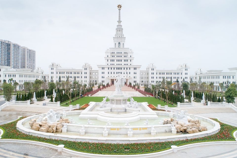 Học phí ngành Quản trị kinh doanh ở các trường quốc tế