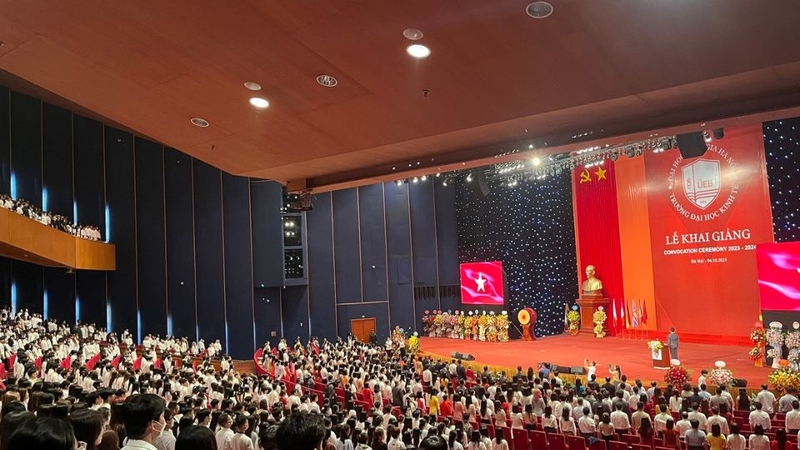 Sinh viên liên kết đào tạo với nước ngoài