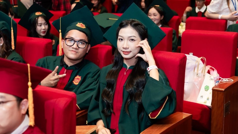 Học phí Đại Học Kinh Tế năm học 2025-2026