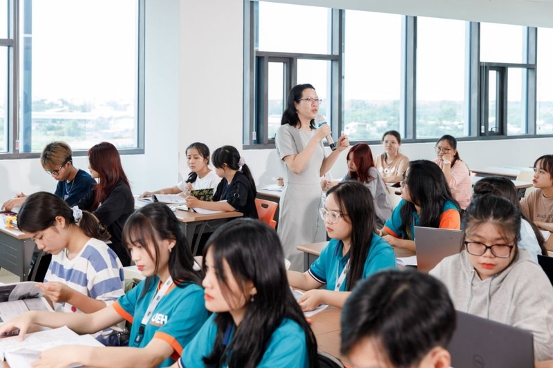 Các phương thức xét tuyển UEH năm 2025