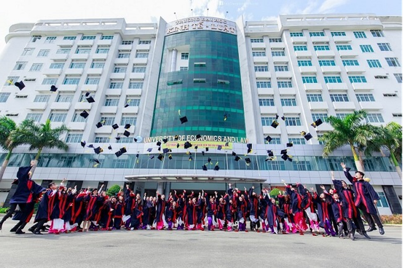 Học phí UEL 1