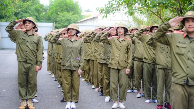Rèn thể lực và tâm lý trước khi nhập học