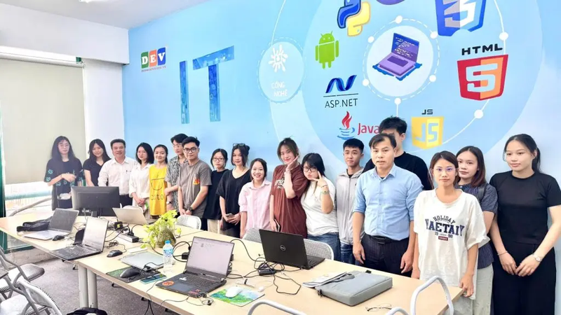 diem chuan nganh cntt hoc vien phu nu 2024