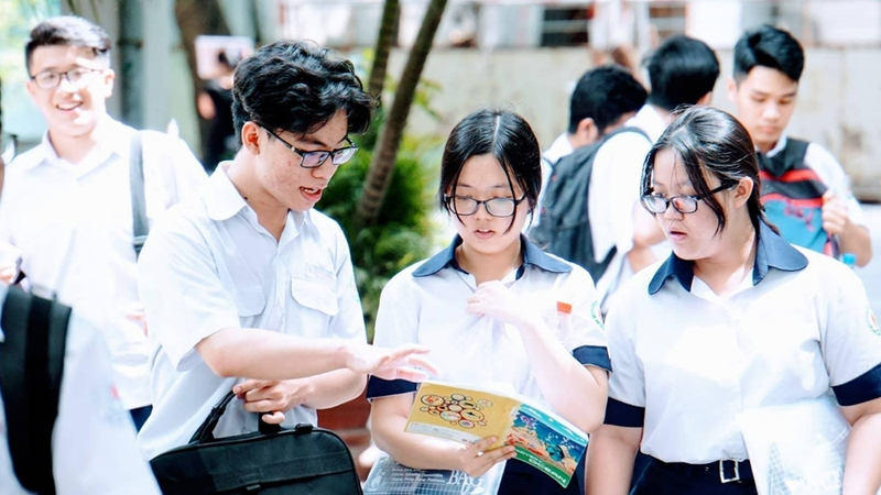 Thí sinh nên chọn tổ hợp xét tuyển có lợi nhất