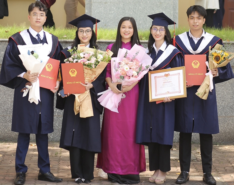 Học viện Tòa án điểm chuẩn - 07