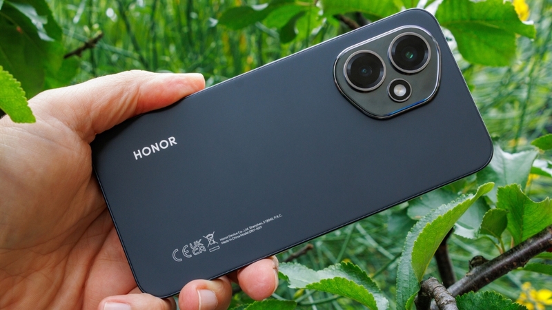Pin HONOR 400 dùng được bao lâu?