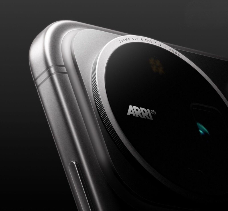 Cụm camera sau của HONOR Magic 9 với thiết kế mô-đun kích thước lớn.