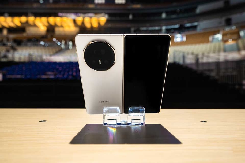 HONOR Magic V5 - 02