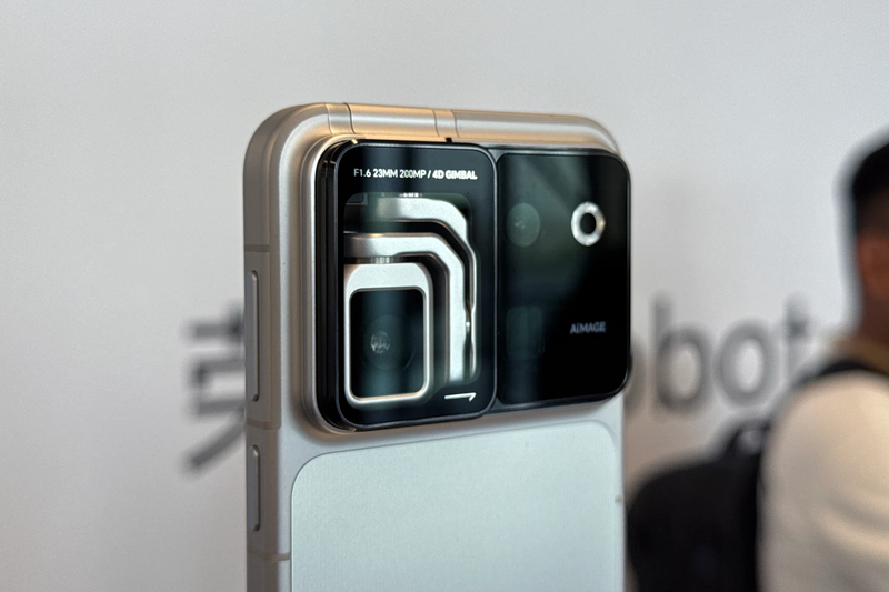 HONOR Robot Phone 1