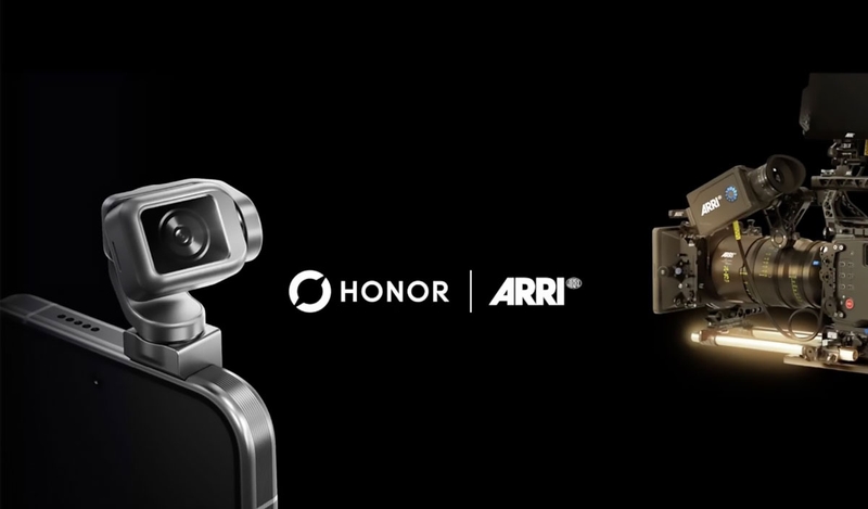 honor-robot-phone-tao-dau-an-voi-gimbal-ba-truc-210582-1.jpg