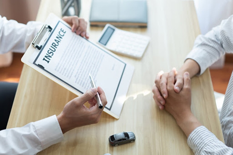 hop-dong-bao-hiem-la-gi-2.jpg
