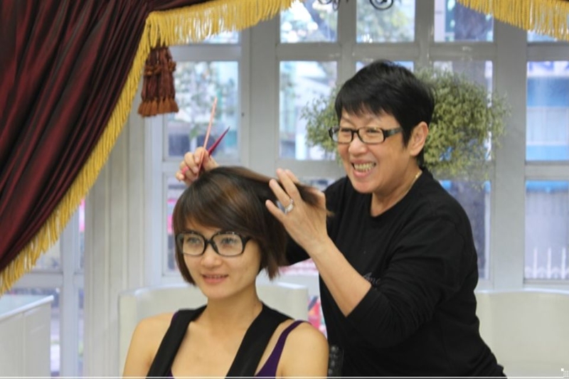 Top các tiệm hớt tóc nữ đẹp và thợ tay nghề tốt nhất thành phố Hồ Chí Minh hiện nay