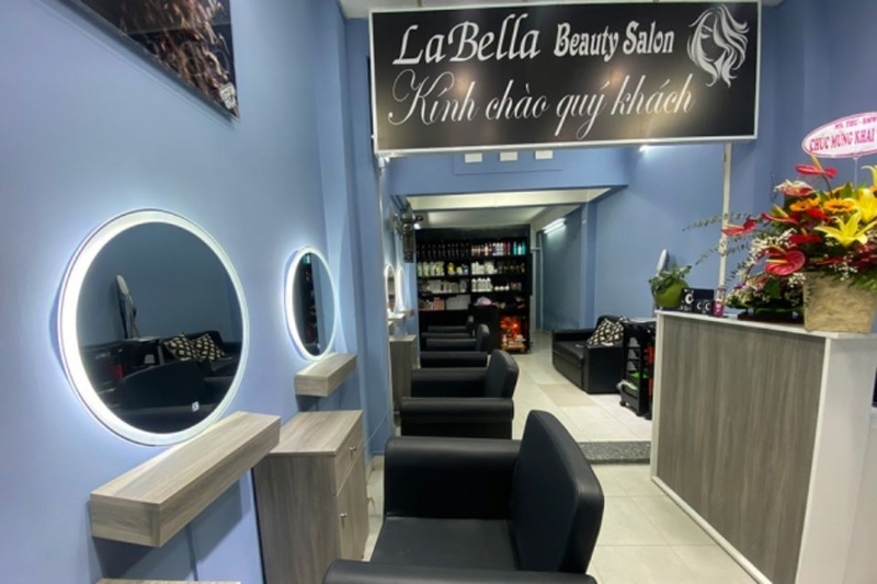 Top các tiệm hớt tóc nữ đẹp và thợ tay nghề tốt nhất thành phố Hồ Chí Minh hiện nay