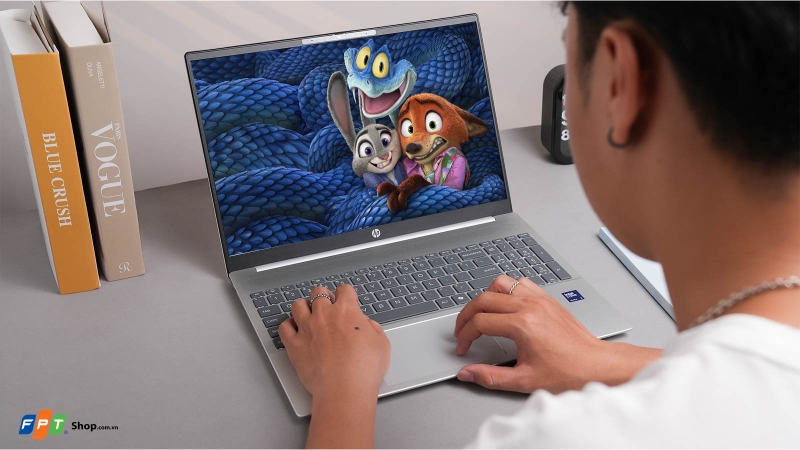 HP OmniBook 5 AI 16-af1048TU 10