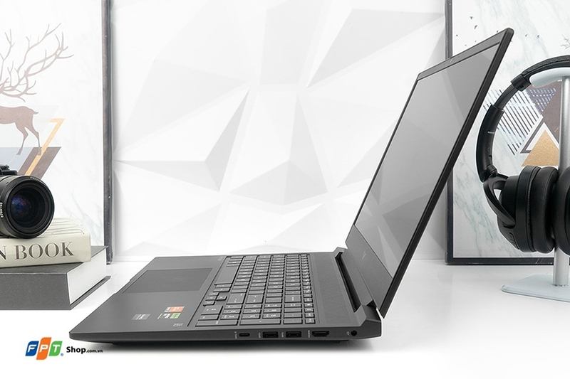 Cổng kết nối laptop HP Victus