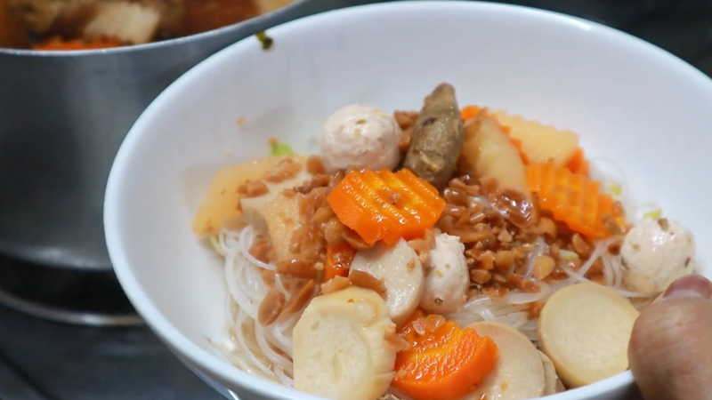 Hủ tiếu Thái chay là gì?