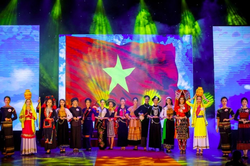 huc là trường gì (ảnh 2)