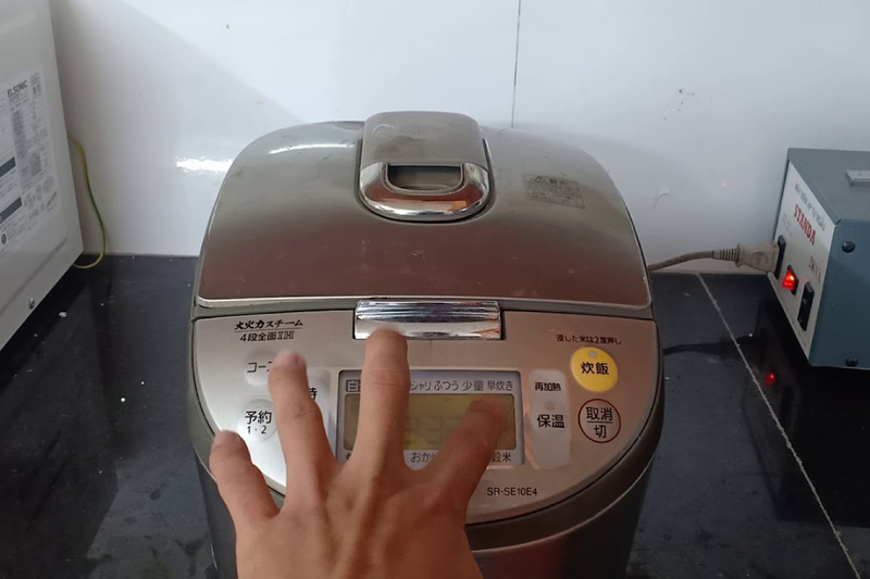 hướng dẫn sử dụng nồi cơm điện cao tần national (3)