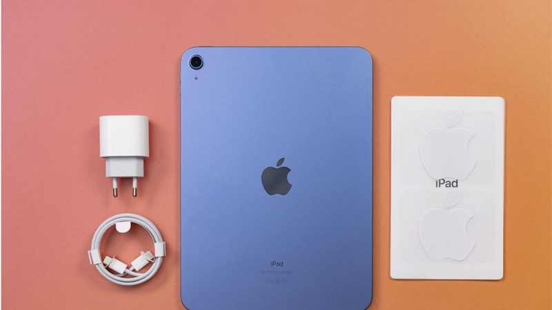 iPad hết pin tắt nguồn sạc không lên 3