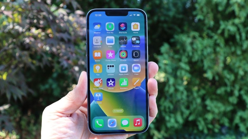 iPhone 14 bị nóng máy 3
