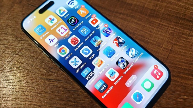 iPhone 16 Pro Max chụp ảnh bị mờ 2