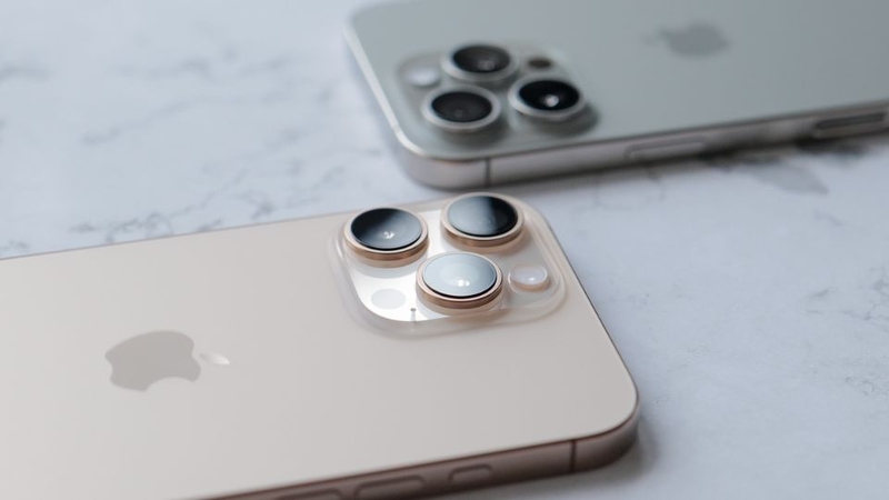 iPhone 16 Pro Max chụp ảnh bị mờ 3