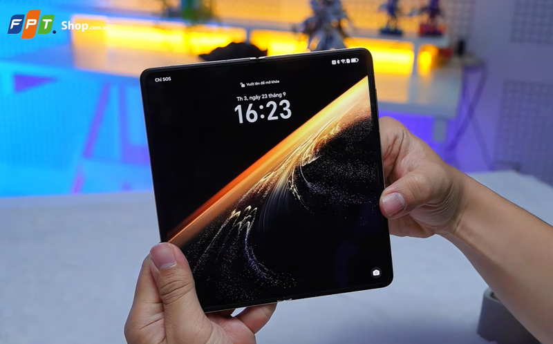 iPhone Duo vs Honor Magic V5 5G 2.png