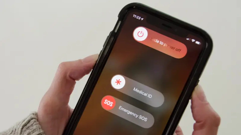 iPhone bị loạn cảm ứng khi sạc hình 5.png