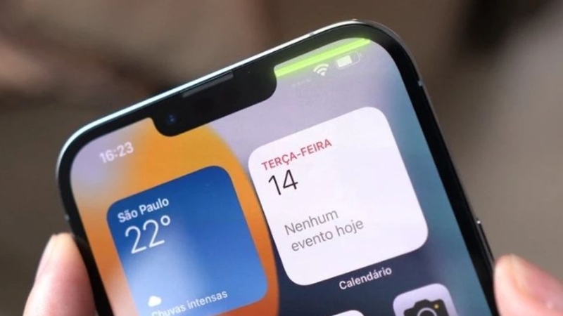 iPhone bị sọc tai thỏ 1