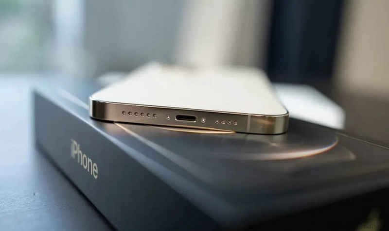 iPhone có chỗ cắm tai nghe không ảnh 2