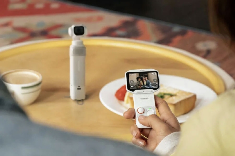 insta360-luna-pro-ra-mat-212050-3.jpg