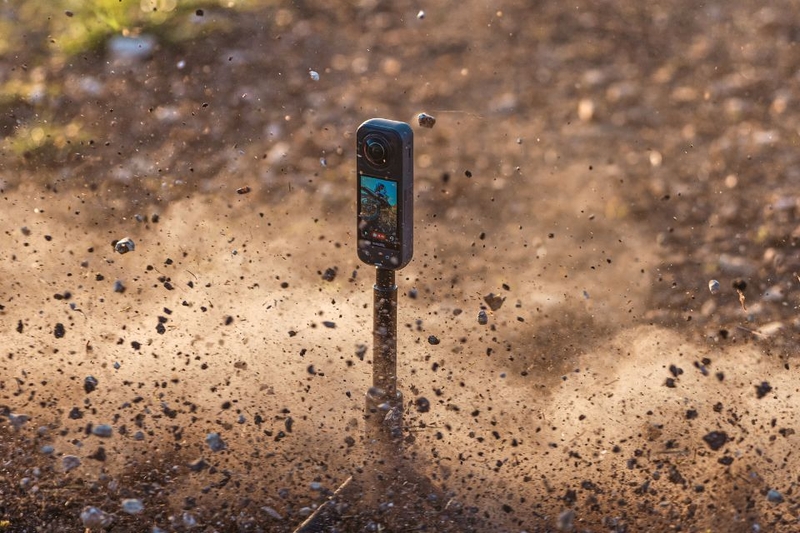 Insta360 X5 và DJI Osmo Nano (ảnh 1)