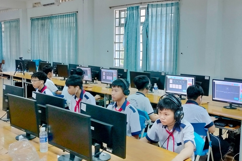 Những tính năng chính của nền tảng luyện thi tiếng Anh IOE