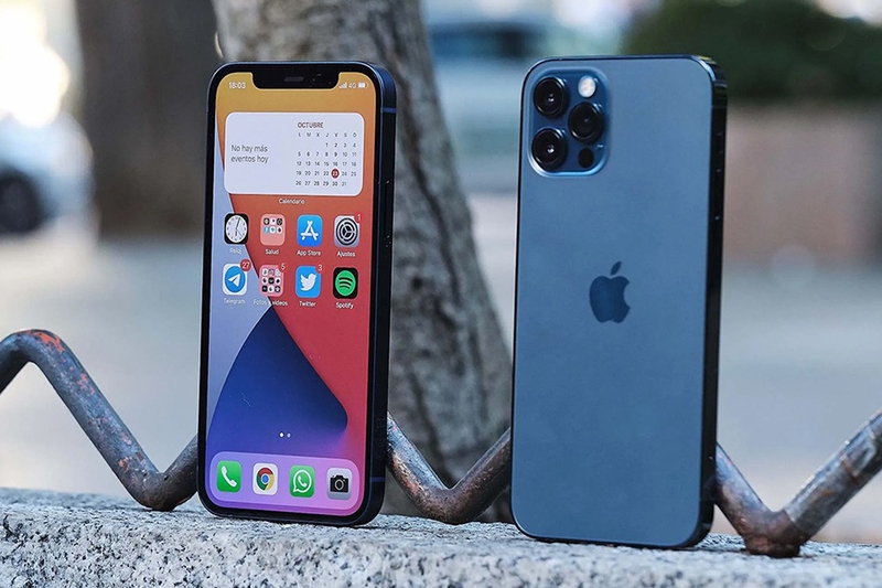 iPhone 12 ra đời năm nào 6
