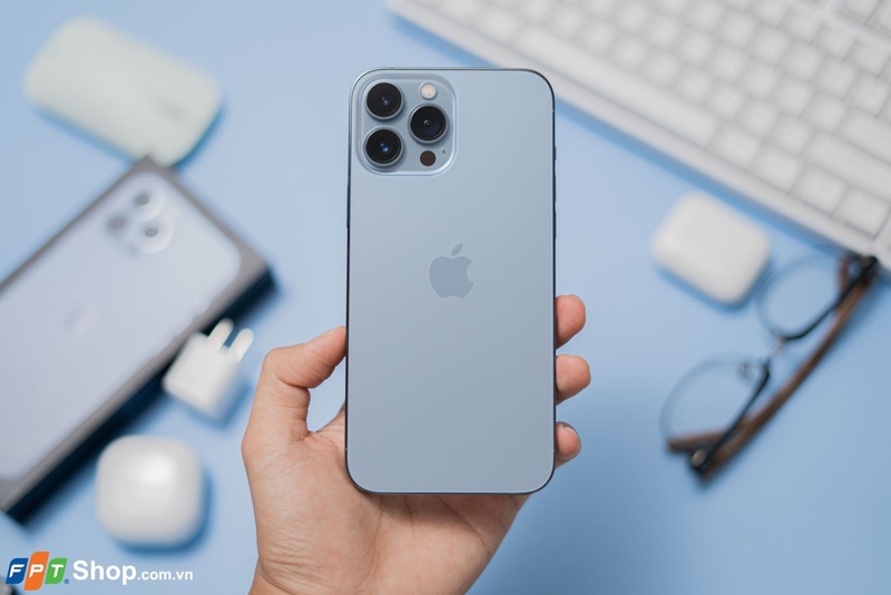 Tần số quét màn hình iPhone 13 Pro Max - ảnh 3