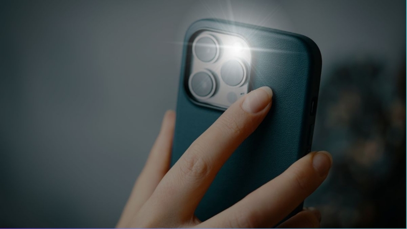 Bật đèn flash khi cần