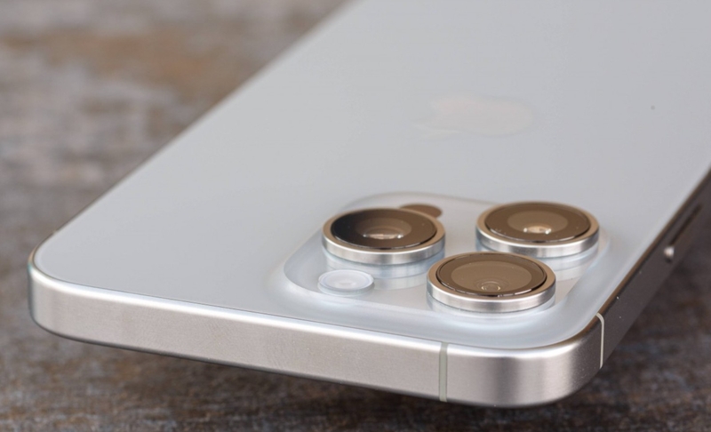 iphone-15-pro-max-2.jpg