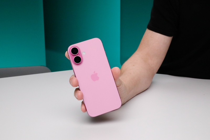iPhone 16 có chống nước không? Dòng nào tốt nhất nên mua