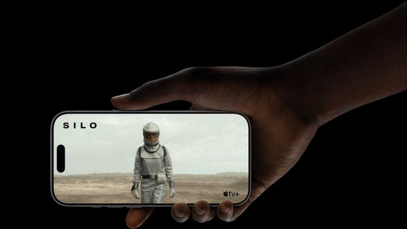 Dung lượng pin lớn và khả năng sạc nhanh ấn tượng