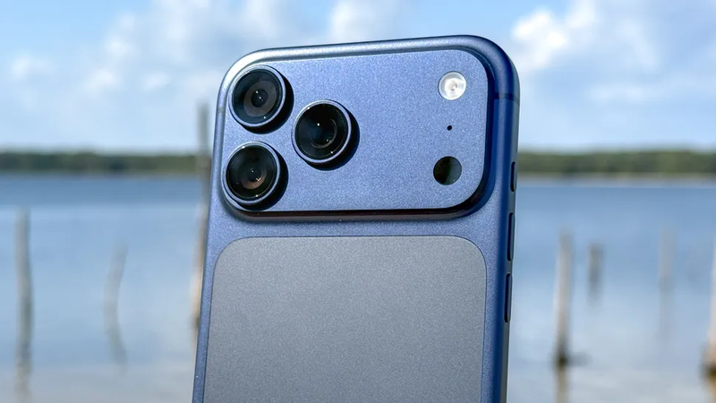 So sánh iPhone 18 Pro Max và iPhone 17 Pro 9