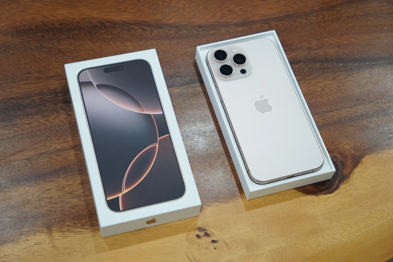 Khi cân nhắc mua iPhone cũ hay mới, hãy tính cả chi phí để máy hoạt động tốt