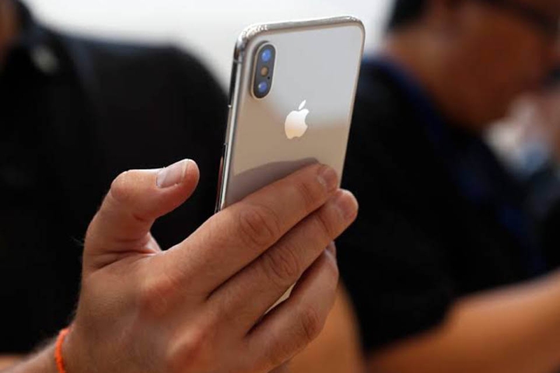 iPhone X ra mắt năm nào 6