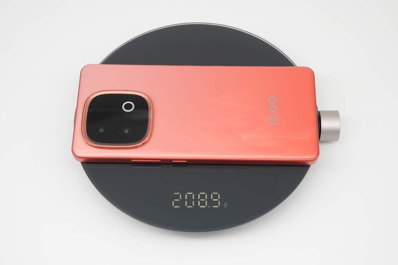 Đánh giá iQOO Z10 Turbo Pro 5