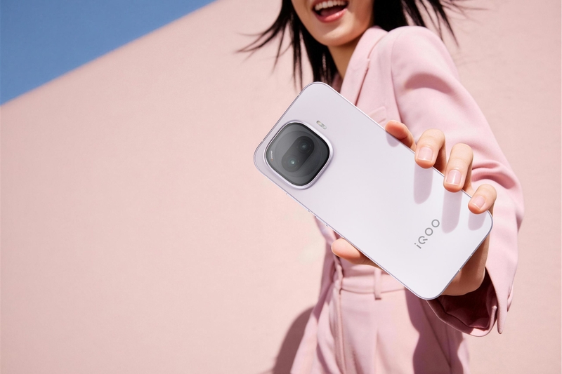 iqoo-z11-turbo-teaser-6.jpg