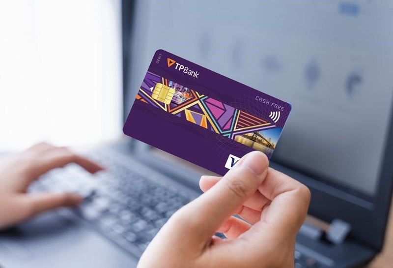 Issuer Fee là gì?