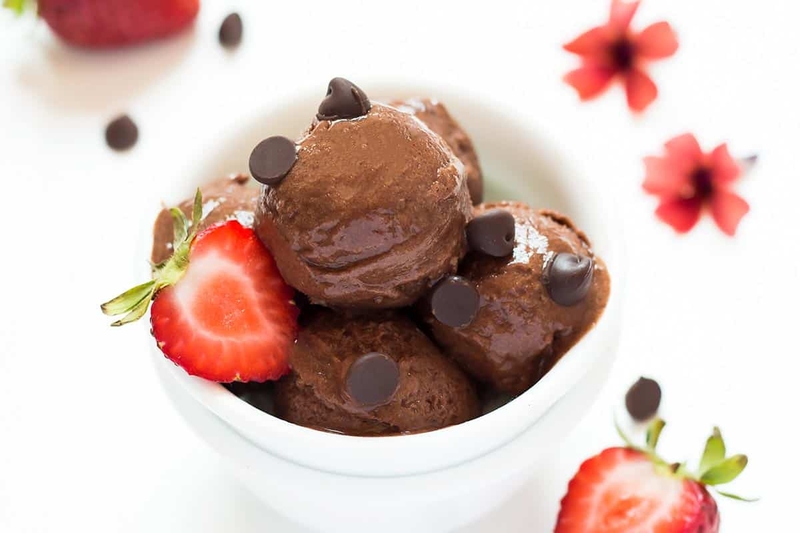 kem chuối cacao bằng máy xay sinh tố 6