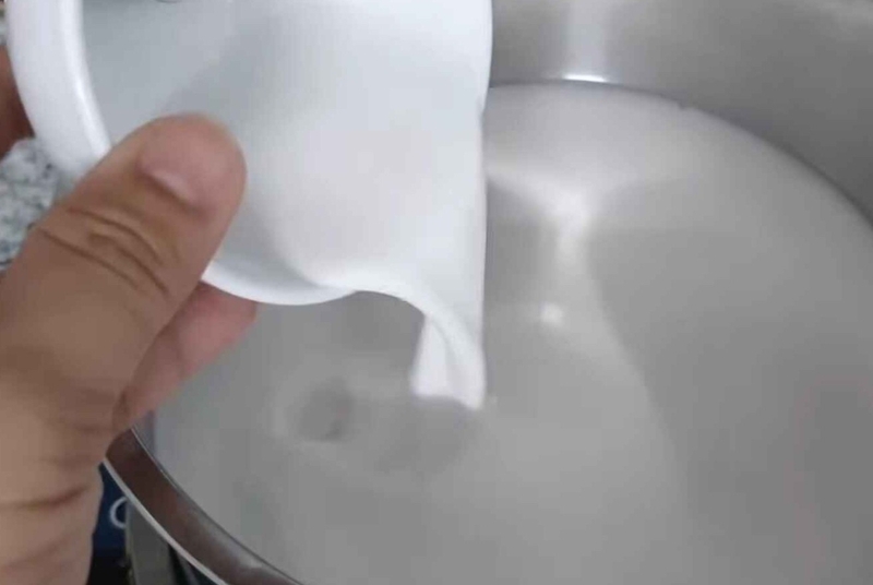 kem chuối dừa hình 6
