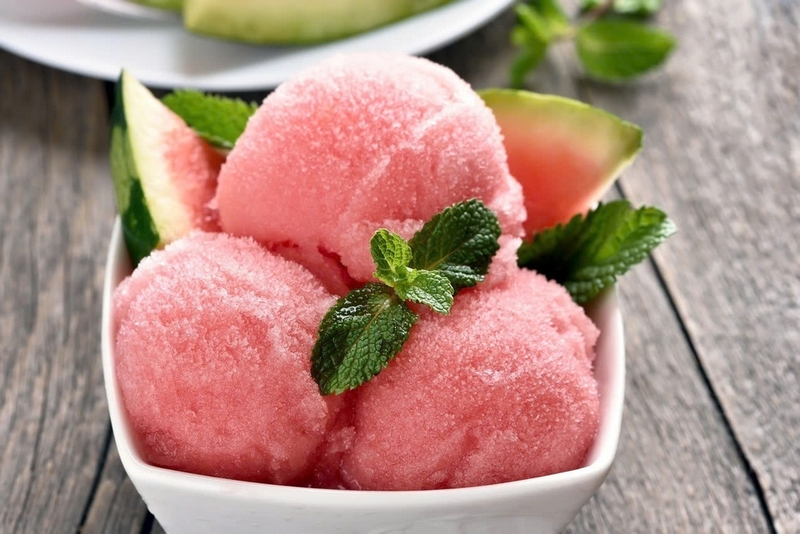 Kem dưa hấu nước cốt dừa ảnh 6