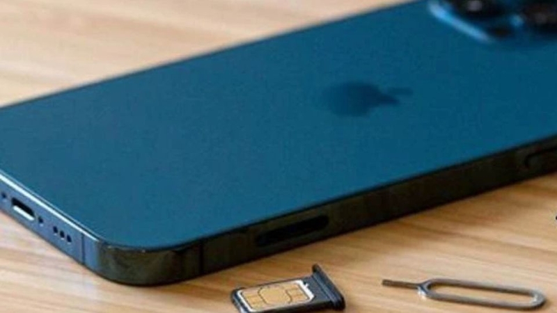Kiểm tra và lắp lại sim đúng cách