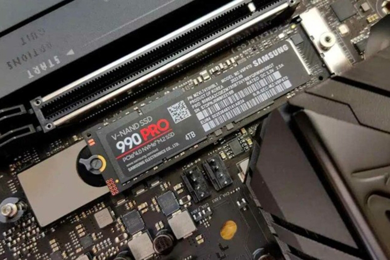 Khi nào thì giá SSD giảm 1